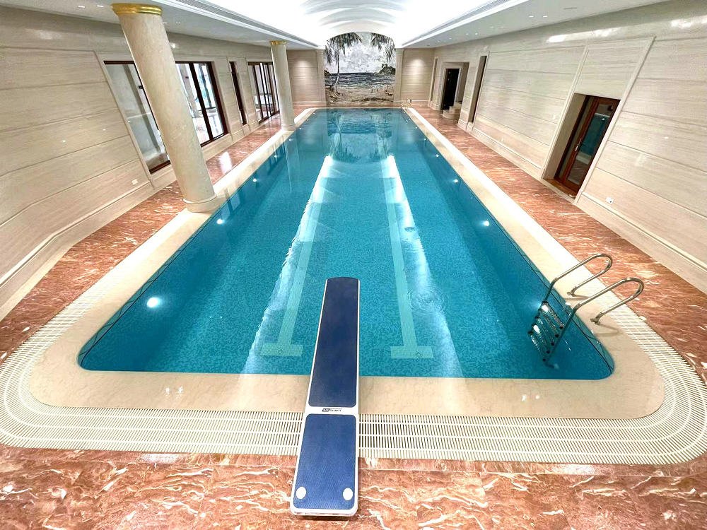 長沙金色溪泉灣吳總室內恒溫游泳池